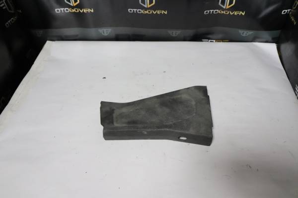 FORD CUSTOM 320 L DELUXE ÇIKMA PARÇA  ARKA DİREK PLASTİĞİ